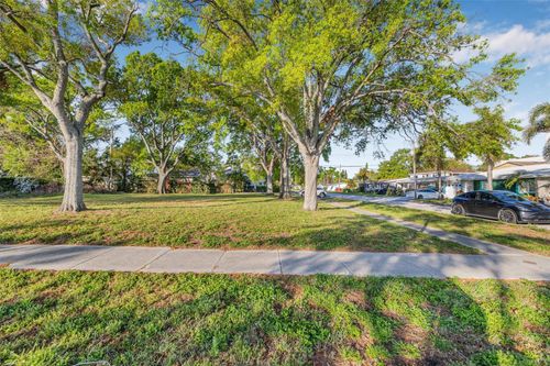 602 Channel Dr, TAMPA, FL, 33606-3909 | Card Image