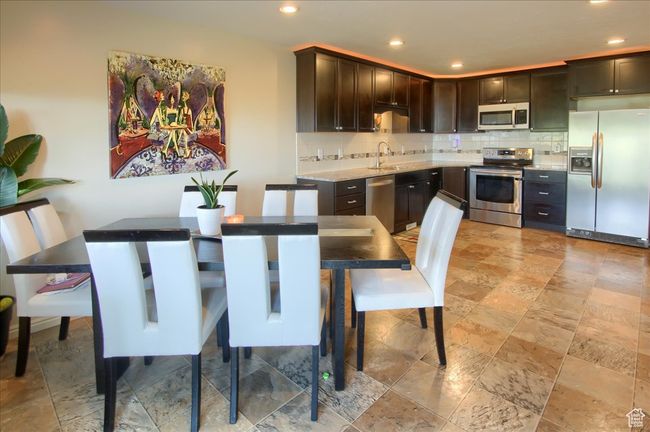 3756 Cardiff Way, Condo with 3 bedrooms, 4 bathrooms and 2 parking in Bountiful UT | Image 10