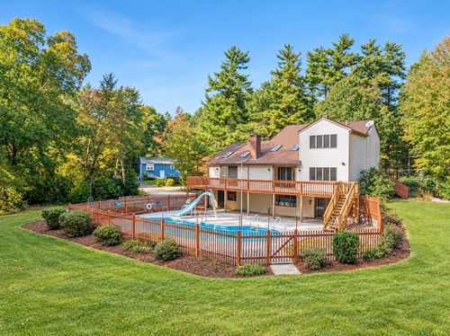 55 Hill St, Lakeville, MA, 02347 | Card Image
