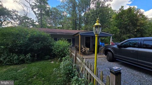 240 Lumber St, HIGHSPIRE, PA, 17034-1307 | Card Image