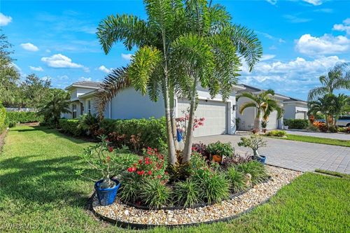 20001 Parrot Key Ct, ESTERO, FL, 33928-4037 | Card Image