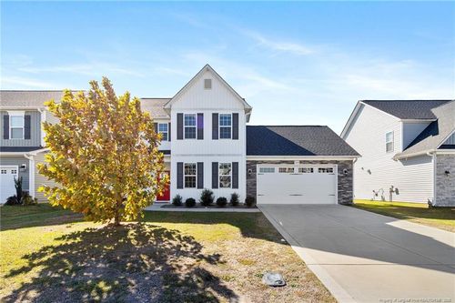 1664 Seattle Slew Ln, Hope Mills, NC, 28348-4601 | Card Image