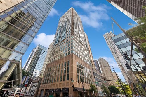 apt-2605-2 E Erie St, CHICAGO, IL, 60611-6212 | Card Image