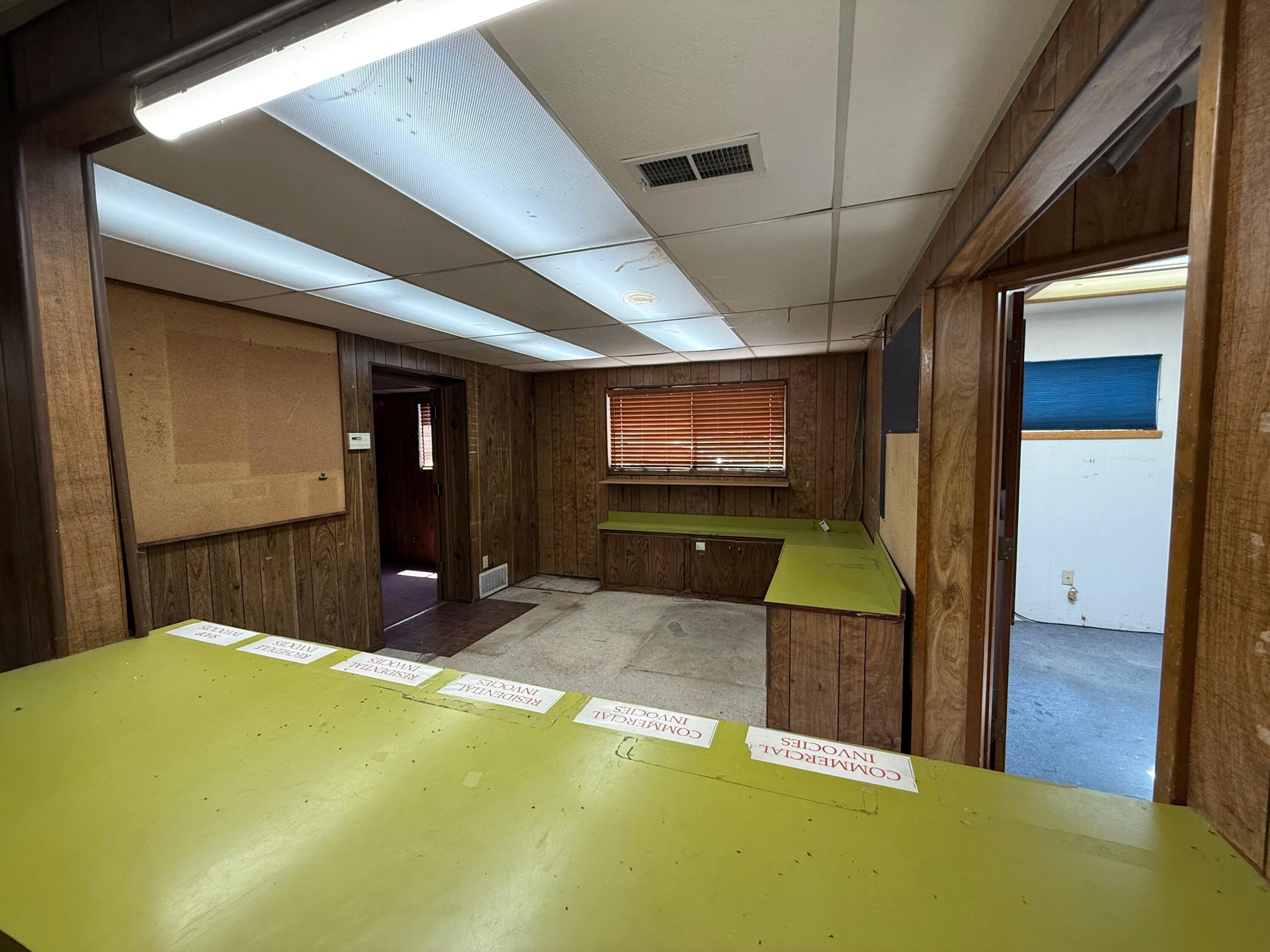 Commercial Sale in Fortuna 3