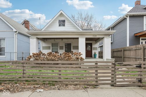 729 Morris St, Indianapolis, IN, 46203-1830 | Card Image