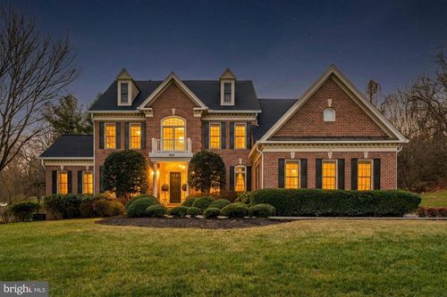 1424 Wynhurst Ln, VIENNA, VA, 22182-1550 | Card Image