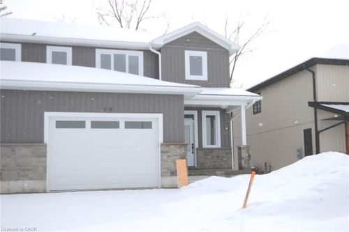16 Roberts St, Seaforth, ON, N0K1W0 | Card Image