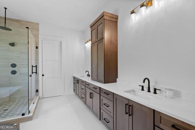 9720 Peninsula Dr, House other with 5 bedrooms, 5 bathrooms and 2 parking in GAinesville GA | Image 19