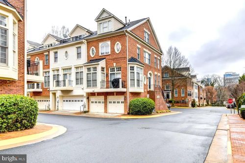 1607 Seneca Ave, MCLEAN, VA, 22102-2941 | Card Image