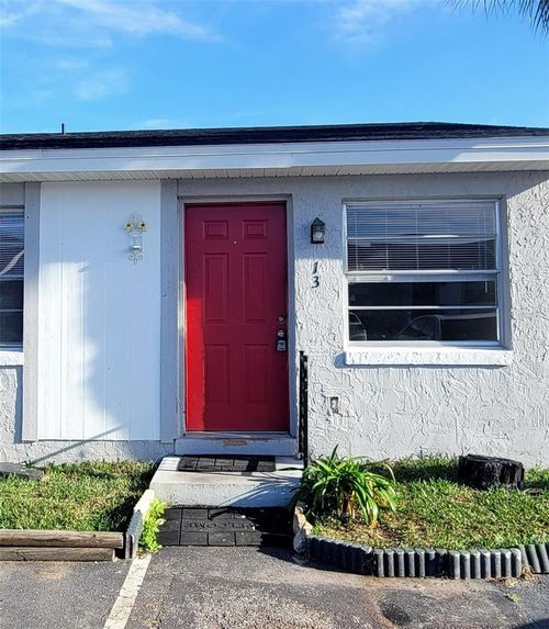 13 Lake Villa Way, KISSIMMEE, FL, 34743-4532 | Card Image