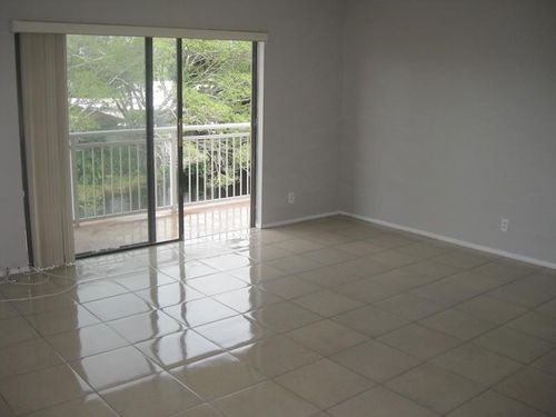 304a-605 Pine Island Rd, Plantation, FL, 33324 | Card Image