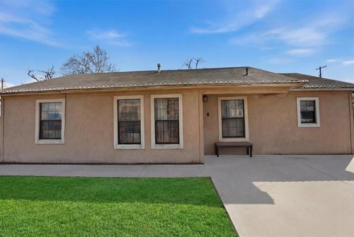 1002 Grenfell Ln, Houston, TX, 77076-2719 | Card Image