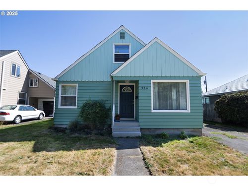 556 25th Ave, Longview, WA, 98632-1324 | Card Image