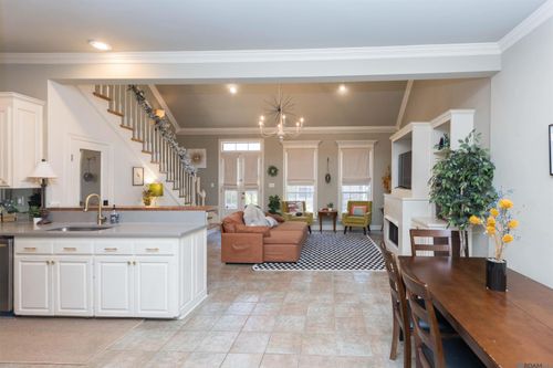 9302 Loblolly Ct, Baton Rouge, LA, 70809-2642 | Card Image