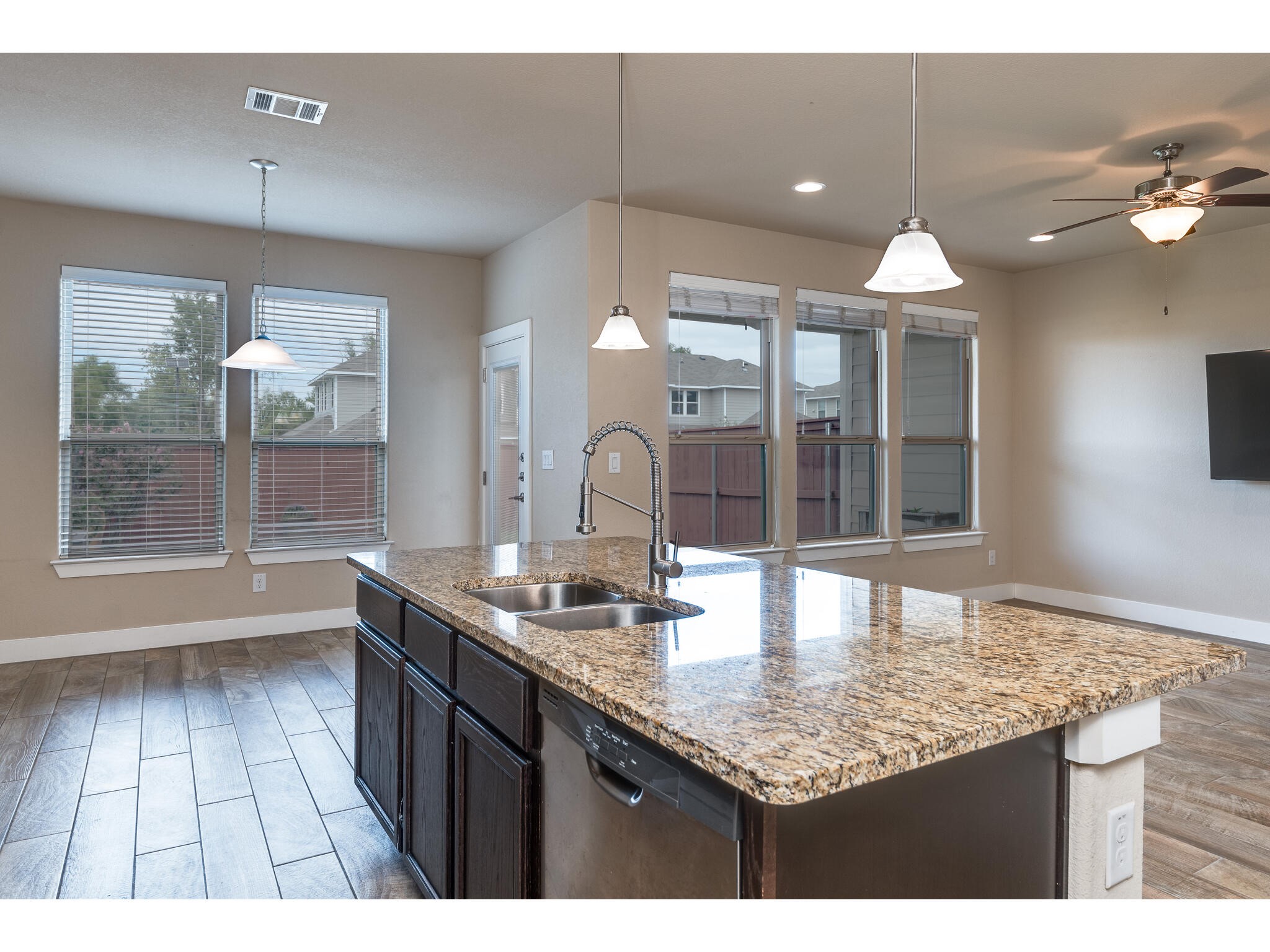 High Tech Dr, Georgetown, TX 78626