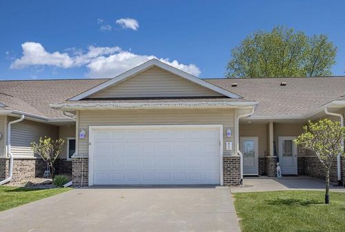 411 Cherry Lane S, Holmen, WI, 54636 | Card Image