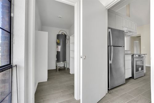 405 S Las Vegas Trl, White Settlement, TX, 76108-2752 | Card Image