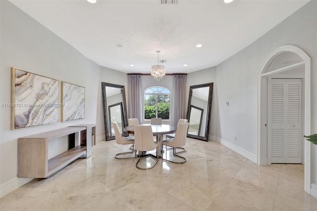 4610 Sw 178 Th Ave, House other with 8 bedrooms, 8 bathrooms and null parking in Southwest Ranches FL | Image 19