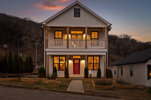 3819 Longview Dr, Chattanooga, TN, 37409-1223 | Card Image