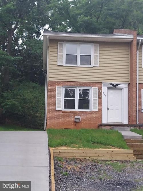 248 Orchard St, FRONT ROYAL, VA, 22630-2536 | Card Image