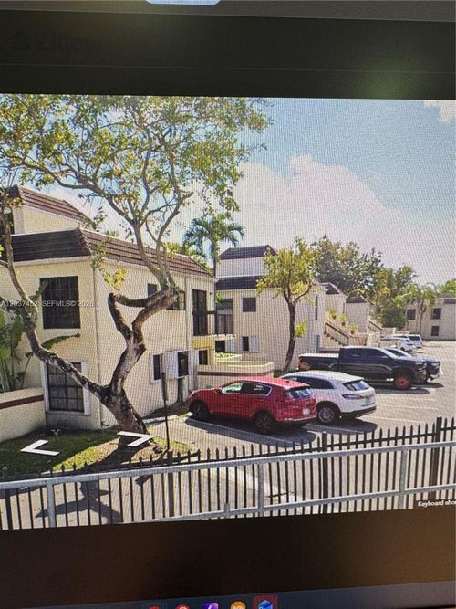 b-203-12910 Sw 88th Ter, Miami, FL, 33186 | Card Image