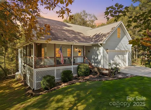 6 Wagon Trce, Flat Rock, NC, 28731-7790 | Card Image