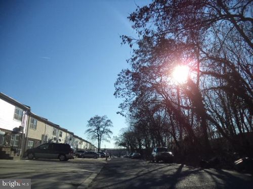 547 Allengrove St, Philadelphia, PA, 19120-2104 | Card Image