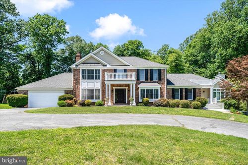 6667 Luster Dr, HIGHLAND, MD, 20777-9782 | Card Image