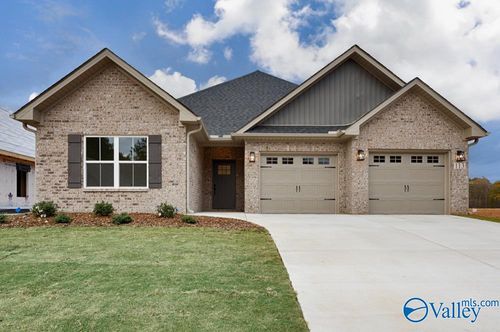 104 Alton Dale Dr, Toney, AL, 35773-4007 | Card Image