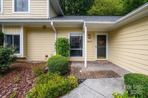 1047 Sardis Cove Dr, Charlotte, NC, 28270-2122 | Card Image