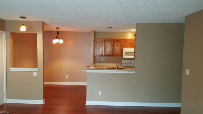 Living Room | Image 4