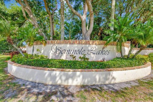 452-452 Rainbow Springs Ter, Royal Palm Beach, FL, 33411-4222 | Card Image