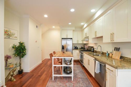 e-1137 Paloma Ave, Burlingame, CA, 94010 | Card Image