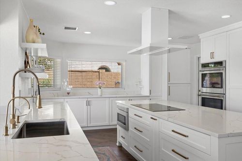 10628 E Cinnabar Ave, Scottsdale, AZ, 85258-6009 | Card Image