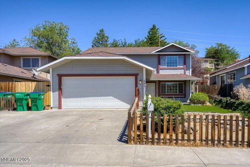 531 Tarn Way, Reno, NV, 89503-1260 | Card Image