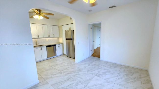 5 - 1053 Michigan Ave, Condo with 1 bedrooms, 1 bathrooms and null parking in Miami Beach FL | Image 18