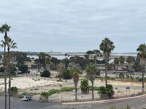 unit-307-2540 Clairemont Dr, San Diego, CA, 92117-6632 | Card Image