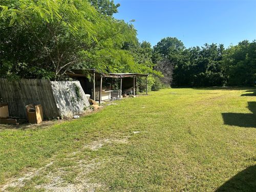 415 Elba St, Bowie, TX, 76230-4909 | Card Image