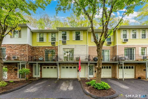 95-95 Hunter Ct, Torrington, CT, 06790-2818 | Card Image