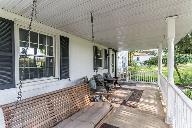 1701 Beaver Grade Rd, House other with 4 bedrooms, 3 bathrooms and 2 parking in Coraopolis PA | Image 8