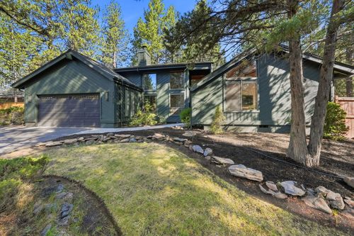 2728 Nw Scandia Loop, Bend, OR, 97703-8643 | Card Image