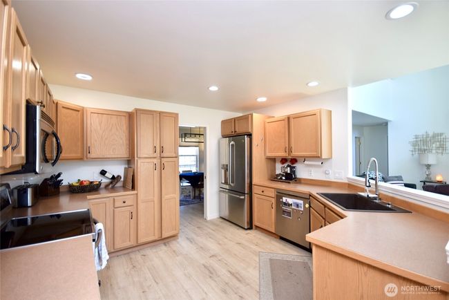 71 John Carl Rd, House other with 3 bedrooms, 3 bathrooms and 4 parking in Sequim WA | Image 10
