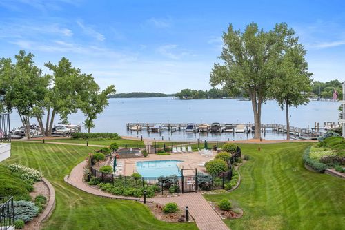 107-603 Lake St, Excelsior, MN, 55331-1948 | Card Image