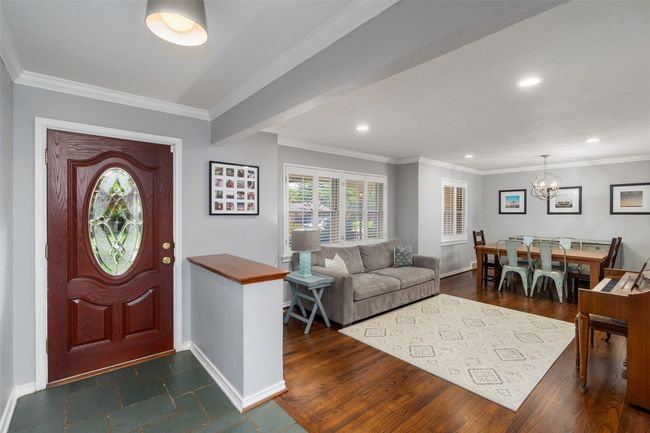 Entryway | Image 5