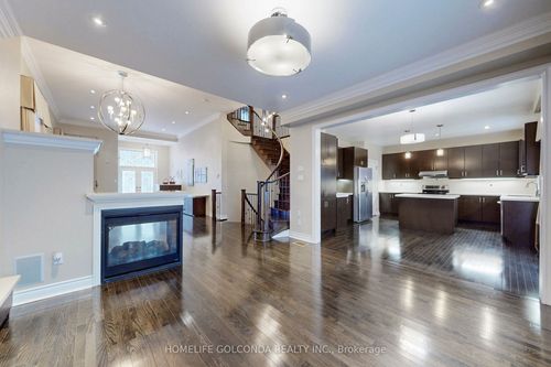 43 Bellotti Cres, Ajax, ON, L1Z0M2 | Card Image