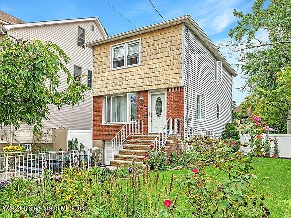 Amboy Rd, Staten Island, NY 10307
