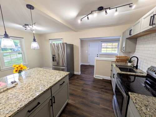 1410 Braxton St, Durham, NC, 27701-2712 | Card Image