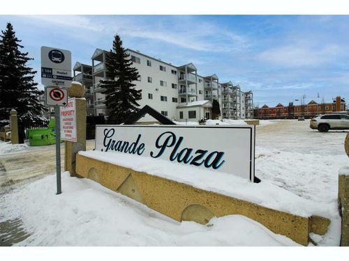 416-9700 92 Avenue, Grande Prairie, AB, T8V6Z7 | Card Image