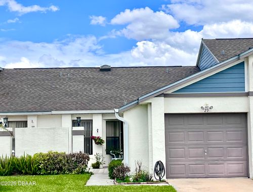 29 Lakepointe Cir, Kissimmee, FL, 34743-8114 | Card Image