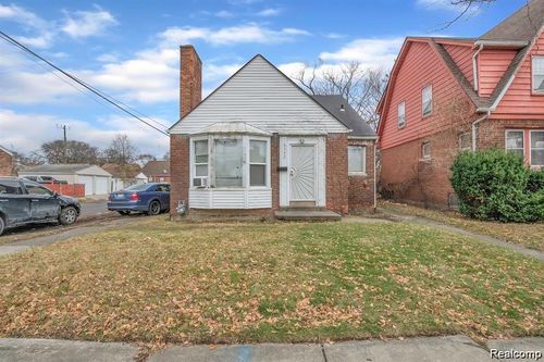 8362 Cloverlawn St, Detroit, MI, 48204-3268 | Card Image